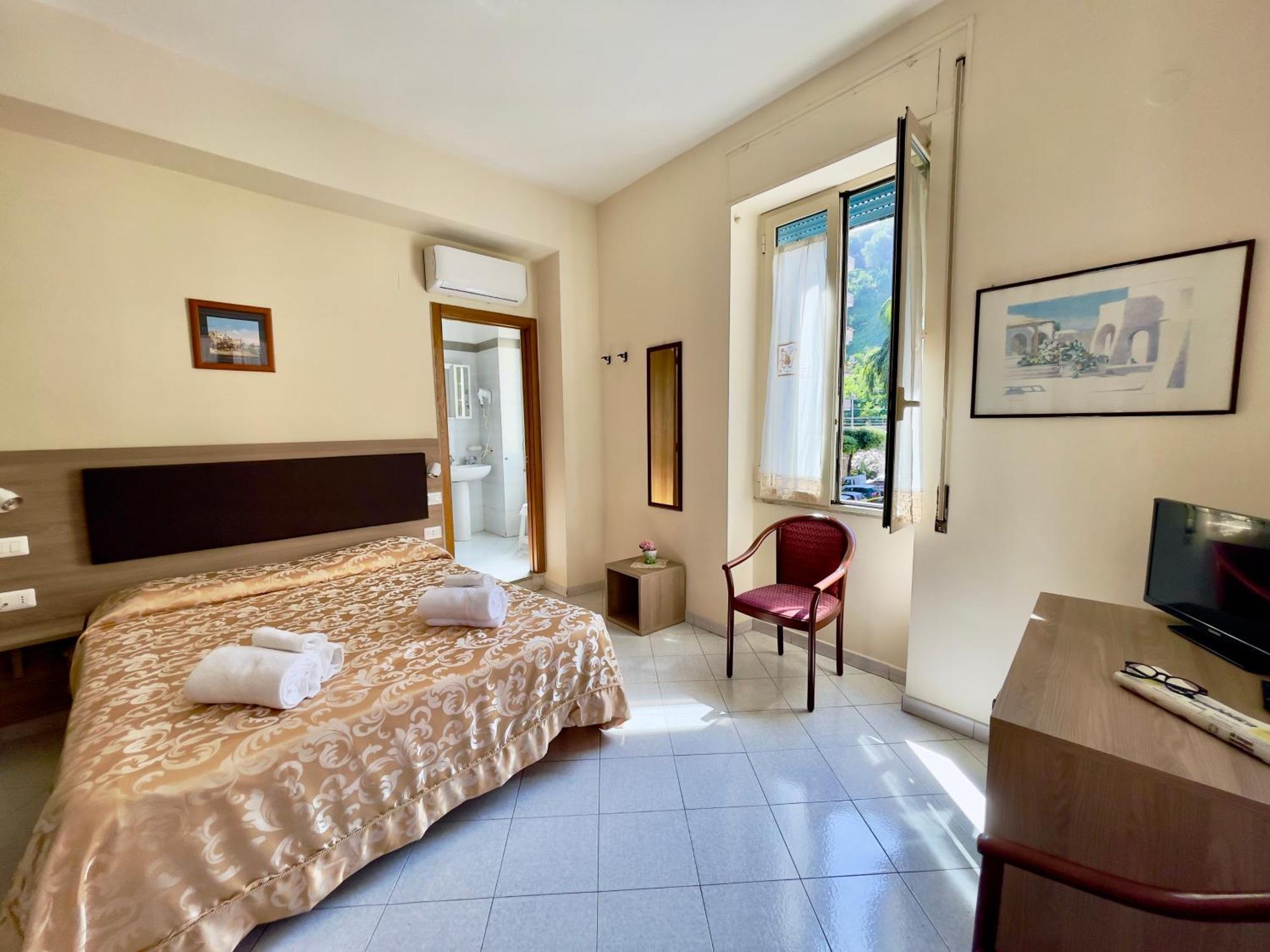 Hotel Desio Castellammare di Stabia Εξωτερικό φωτογραφία