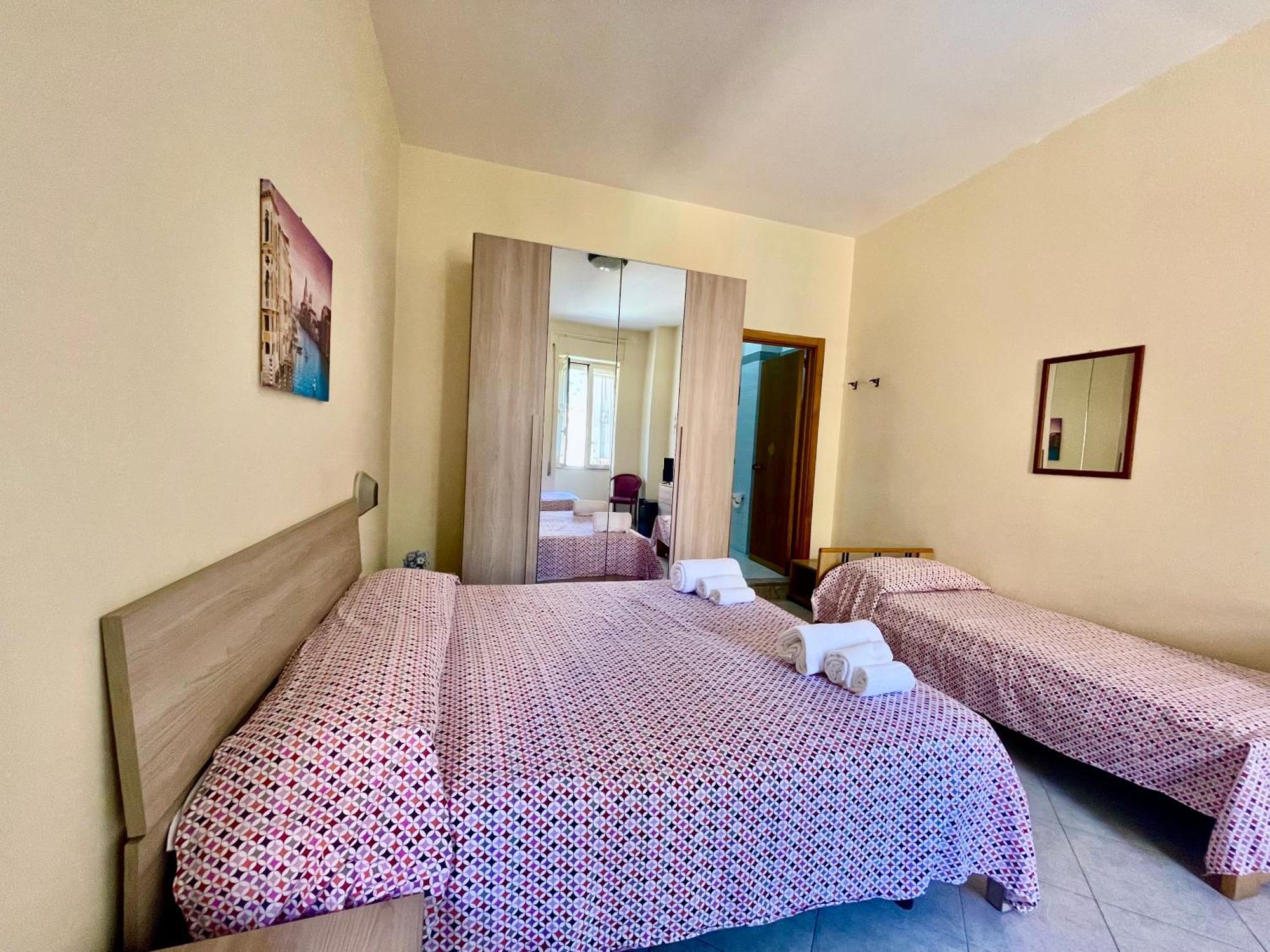 Hotel Desio Castellammare di Stabia Εξωτερικό φωτογραφία